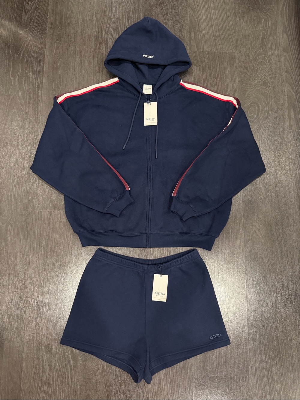 Aritzia Sweatfleece Set Admiral Size M NWT - Picture 2 of 3